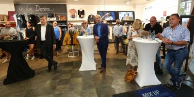 Gste bei der Preisvergabe.