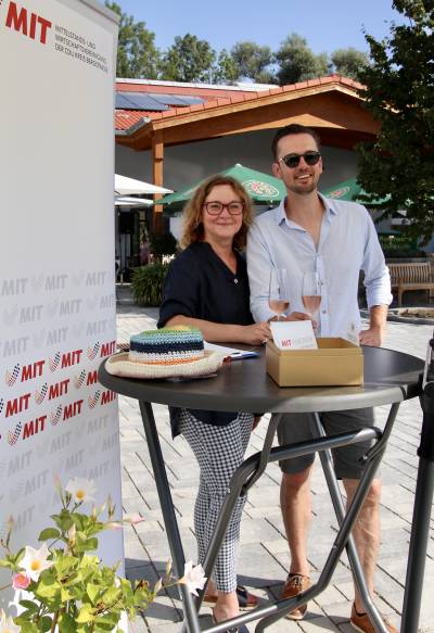 Brita Spitz und Dr. Stefan Griesheimer