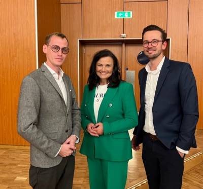 Sebastian Schmidt (Beisitzer MIT-Bergstrae), Gitta Connemann MdB (Vorsitzende der MIT-Bund), Dr. Stefan Griesheimer (stellvertretender Vorsitzender der MIT-Bergstrasse) 