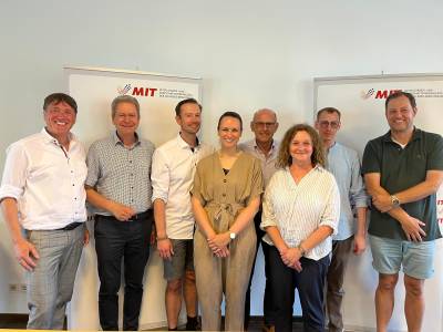 Der neue - alte Vorstand. 