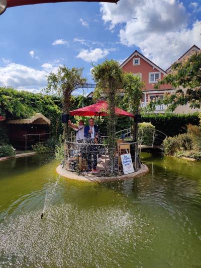 MIT-Kreisvorsitzender Matthias Wilkes Grußwort zur Eröffnung des Sommerfests.
