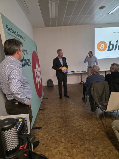 Vielen Dank an Roman Bastert, Referent und Autor des Vortrags